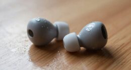 dry hearing devices safely